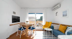 Beach flat with terrace - Image 2