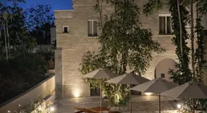 CAVA Urban Relais & Pool - Image 5