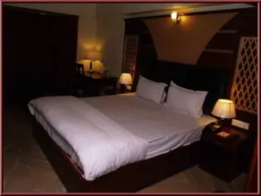Hotel Raj - Image 5