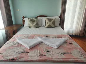 Rak Bua Hotel - Image 3