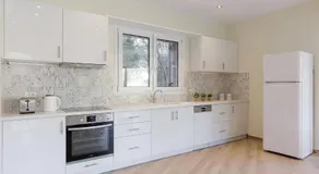 Villa Breeze & Villa Coco by Konnect, Avlaki Beach - Image 5