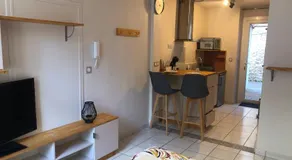 Studio centre ville et terrasse - Image 2