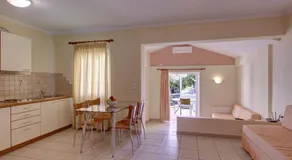 Νηρηίδες Apartments Studios - Image 5