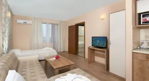 Relax Holiday Complex & Spa - Image 2