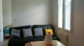 FamousHouse - Image 3