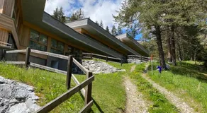 Appartamento con terrazza, idromassaggio e giardino - Image 5