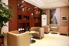 City Comfort Inn Wuhan Jiefang Avenue Xinrong Light Rail Station - Image 2