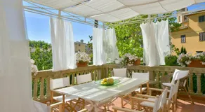 Villa Carlotta con piscina - Image 2