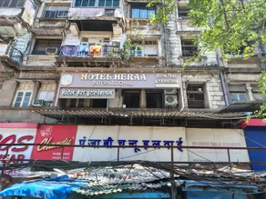 Hotel Heraa International Grant Road, Mumbai - Image 4