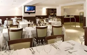 Bistrol Hotel - Image 4