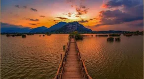 1 STEP ON THE LAKE - Image 5