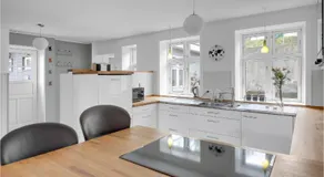 Amazing Home In Allinge - Image 2