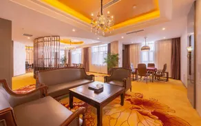 Yihe Shangjing International Hotspring Hotel - Image 4