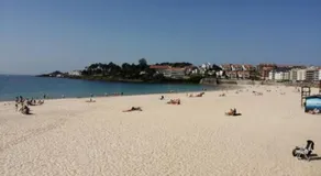 Apartamento en edificio nuevo, con piscina, vistas a la ría y al puerto, ESTANCIA MÍNIMA 14 noches, perfil familiar, no se admiten grupos de jovenes - Image 5