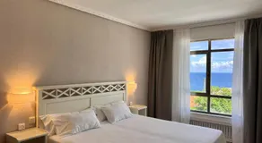 Hotel Playa de Los Locos - Image 2