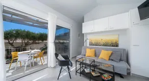 Foki Beach House - Image 2