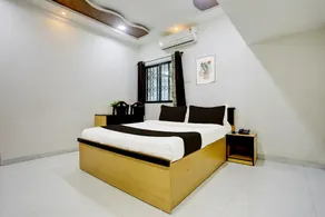 HOTEL O GREEN PALMS - Image 1
