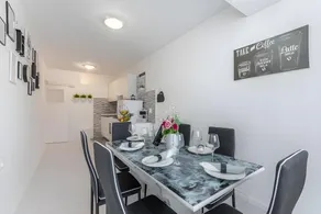 Apartamento Jamblip - Apartamento com 2 Quartos e Varanda - Image 5