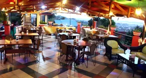 Satria Wisata Hotel - Image 5