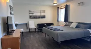 Snohomish Inn - Image 2