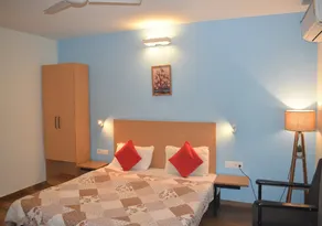 Plazaa Inn - Image 2