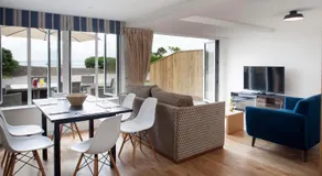 Falmouth Self Catering Lodges - Image 3