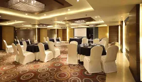 Fortune Select SG Highway, Ahmedabad - Member ITC Hotels' Group - Image 4