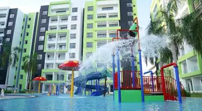 HOMESTAY COMFY CONDO with Waterpark, Pool, Playground & Gym - Image 2