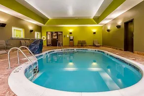 The Hamburg Hotel - Image 3
