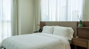 Spacious 1-Bedroom with Panoramic Ocean Views - Image 2
