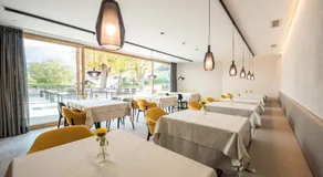 Dining & Living Alpenrose - Image 5