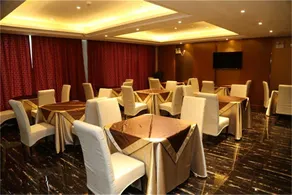 Sky Line Hotel - Image 3