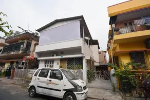 OYO 78077 Saga Inn Guest House - Image 5