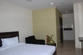 Hotel Somisetty Landmark - Image 2