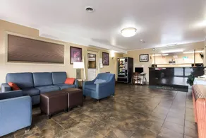 Inn Airport - Image 4