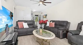 Reddall Waterside Stay - Image 4