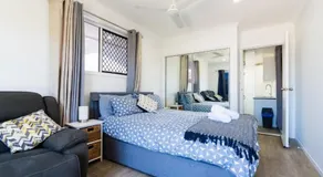 Sandstone Point Cove Studio - Image 2
