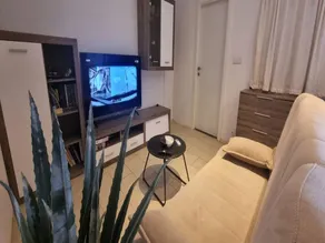 Spacious apartment in Kastel Novi - Image 2