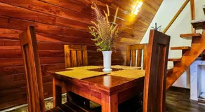Majestic Wood Cabin - Image 4