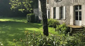 Les Escuries, dépendances du Château - Image 5