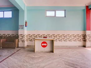 OYO Flagship Radhe Radhe Hotels - Image 4