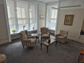 Bank House - Image 4