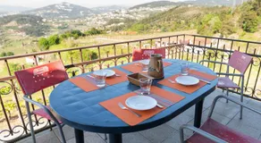 Merveilleuse villa avec barbecue, jardin et terrasse | Vue piscine | Avec animaux autorisés - Image 3