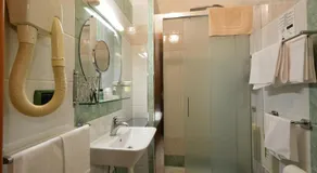 Hotel Eden - Image 2