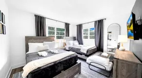 Family & Friends Retreat - Sleeps 19 - PalmWaveStays - Image 2