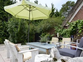 Beautiful farmhouse in Wapse with fenced garden - Image 3