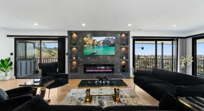 Luxury Hilltop Getaway Scenic Views - Image 3