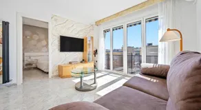 Appartement  avec terrasse privée, bain à remous, Wi-Fi et climatisation - Image 2