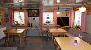 Chalet & Almhostel Alpenperle - Selbstversorger Unterkunft - Image 4