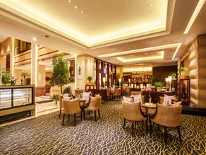 Ramada Plaza Zhijiang Hotel - Image 5
